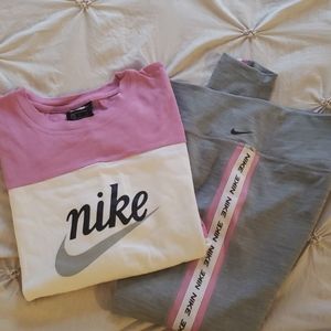 Nike women's sweater and leggings set